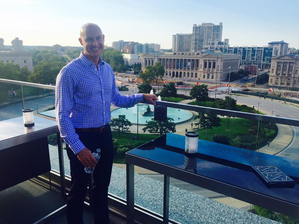 PhilaDentistry's tweet photo. Last night's #ournightout event! What a great gathering with wonderful people and a beautiful view! #ONOPhilly @DVLF https://t.co/N5HCLfDPxE