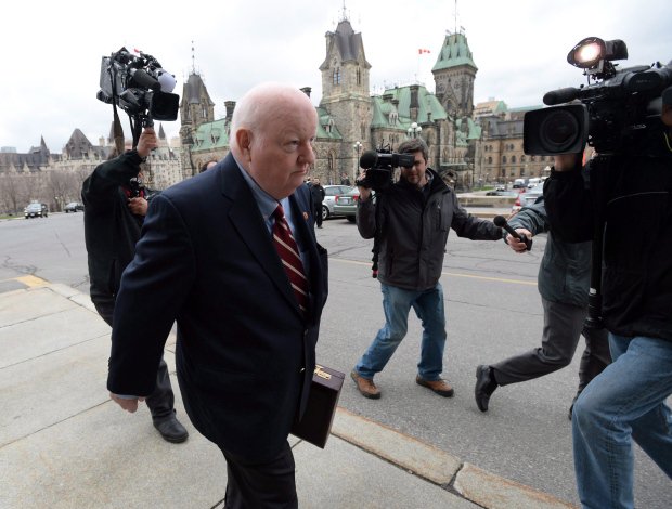CBCNews's tweet photo. Senator Mike Duffy back to claiming Ottawa living expenses https://t.co/v5bY3cyBw5 https://t.co/dRwVTCAqKR