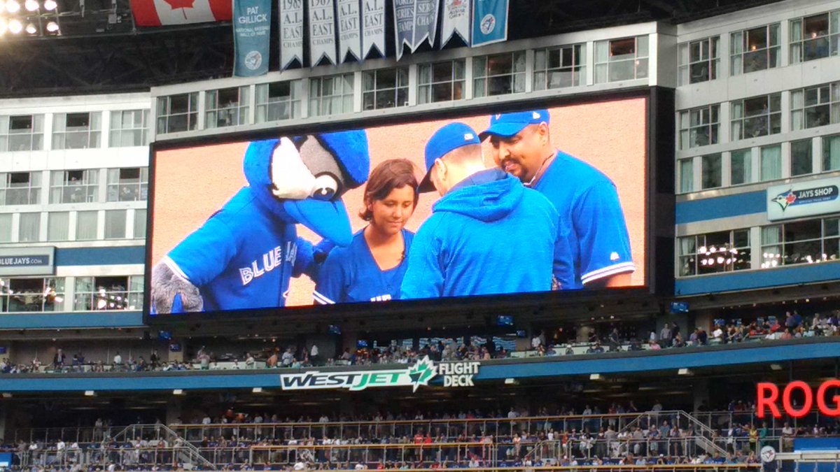 Declan_A_Doyle's tweet photo. Inspirational 1st pitch for the #bluejays getting ready for #miracletreatday in support of @CMNCanada and @sickkids https://t.co/UyCpL0ab8E