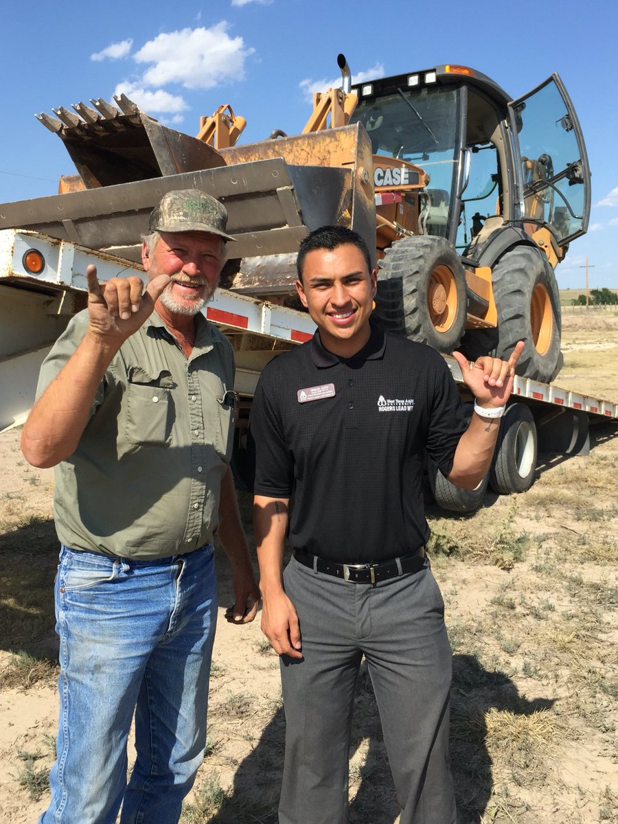 WTBuffBranding's tweet photo. We are making progress on the #BuffMudder Who's excited? #BuffBranding2016 #WTAMU20 https://t.co/ITn2L4WkuH