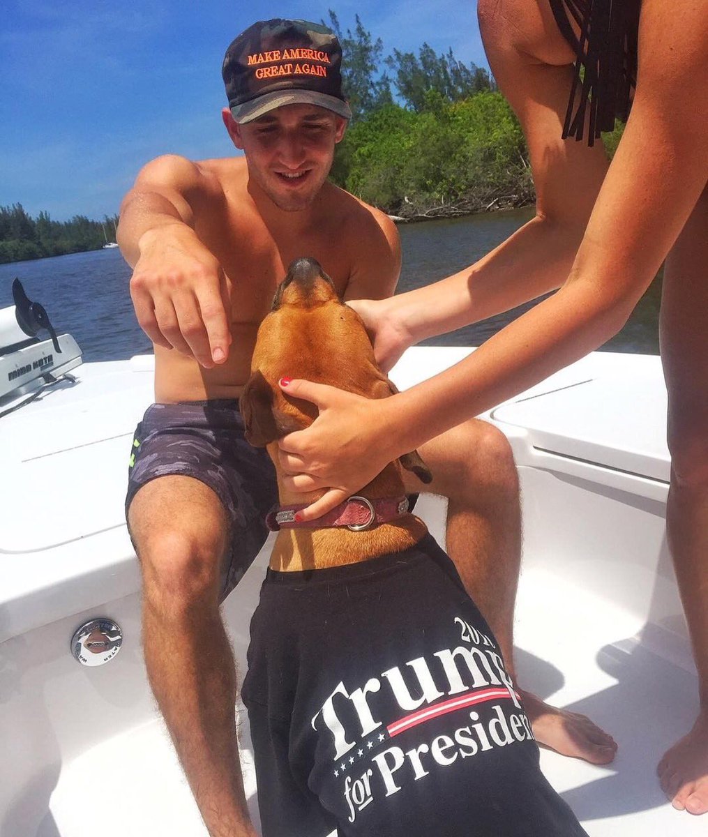 TrumpStudents's tweet photo. Pups for Trump. #TrumpPence16 https://t.co/AowB6pVXbE