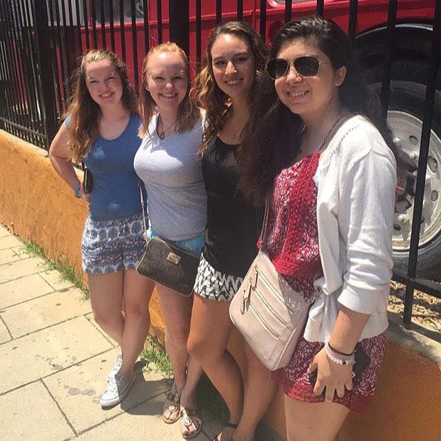 QueensUniv's tweet photo. "Exploring Asheville, North Carolina with amazing friends I met at Queens!" - Savanna Kluttz '19. #MyRoyalSummer https://t.co/vxmcXrc03z
