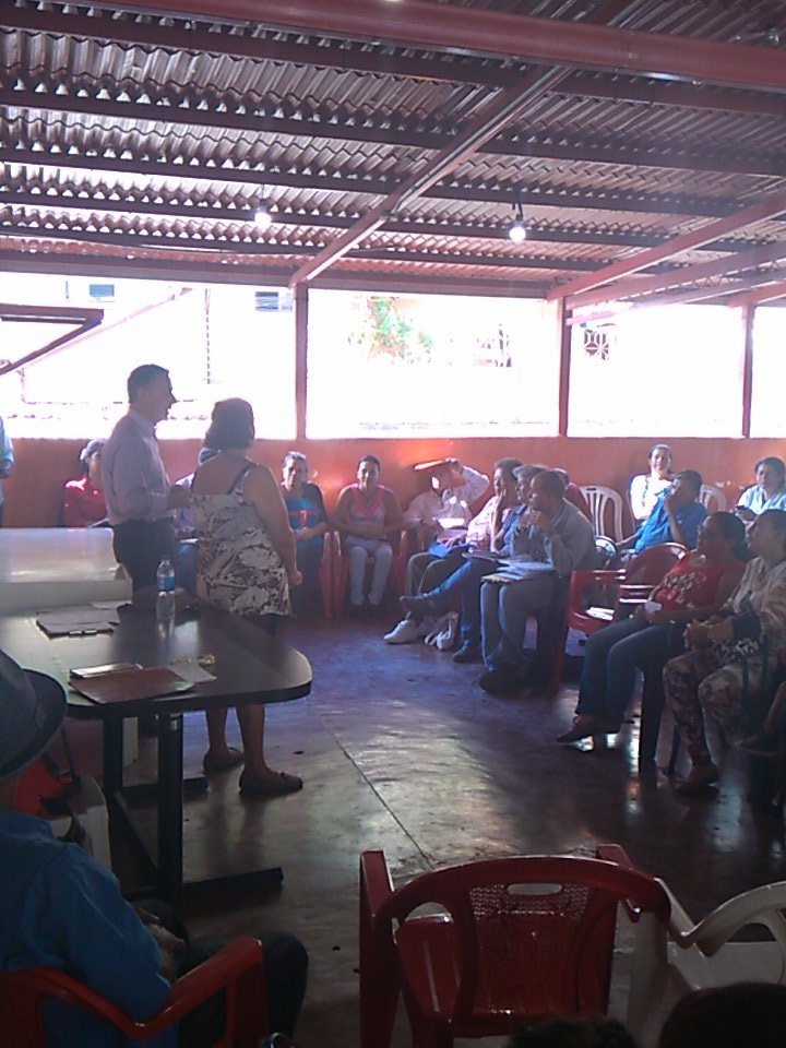 En Maca Petare con los Hijos e Hijas de Chavez Leales al Legado Bolivariano y al Pdte <a href="/NicolasMaduro/">Nicolás Maduro</a>