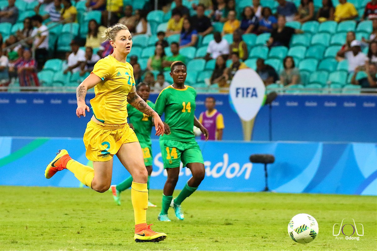 TheWomensGame's tweet photo. Congratulations to the latest #Olympic debutantes @CarpenterEllie and @LarissaCrummer. #Matildas #Rio2016 https://t.co/ShCRaByE1c