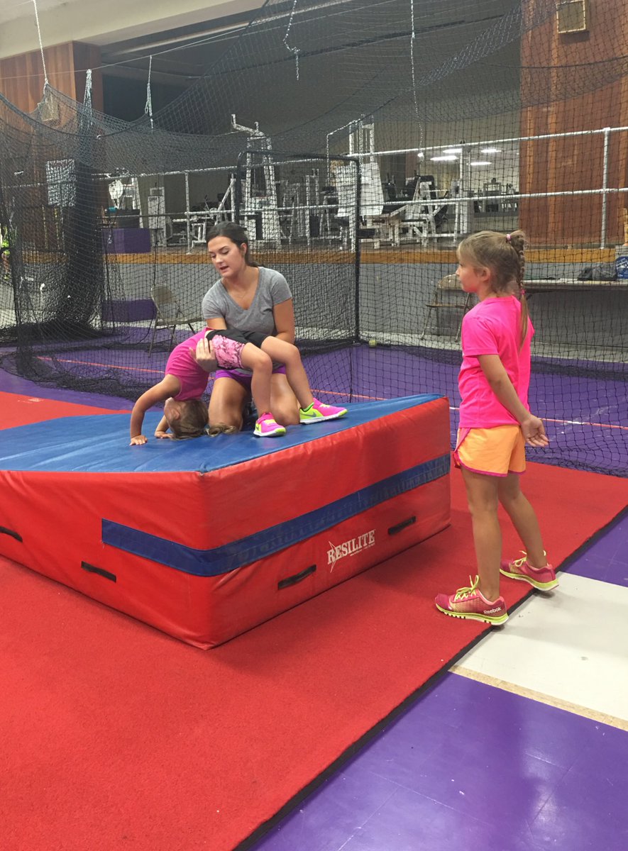 sburgcheer's tweet photo. The SHS Cheerteam hosts tumbling classes every Tuesday at the old cafeteria on Jim Barley Way! Come see us💜 https://t.co/Bz1l97fLhT