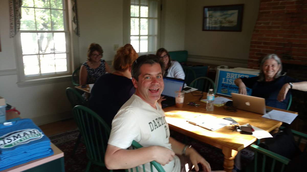 Ben_Kinsley's tweet photo. The @BruceLisman team has been killing it on the phones all day! Working hard to earn your vote!!! #vtpoli https://t.co/sN7h7ueolM