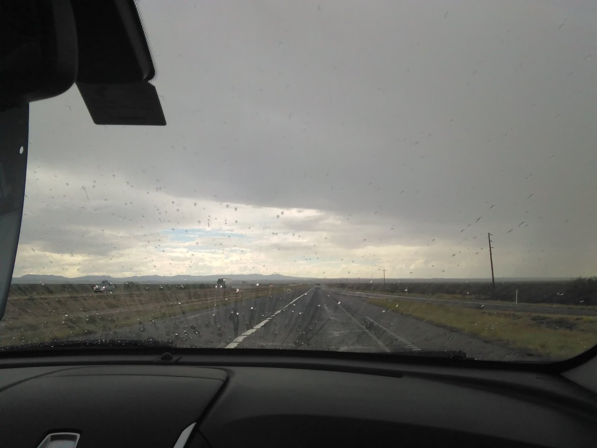 MyraE411's tweet photo. Ran into a little rain and still got 200 miles before we are out of texas #NarebLongBeachBound https://t.co/Xs1L0Gqqc3
