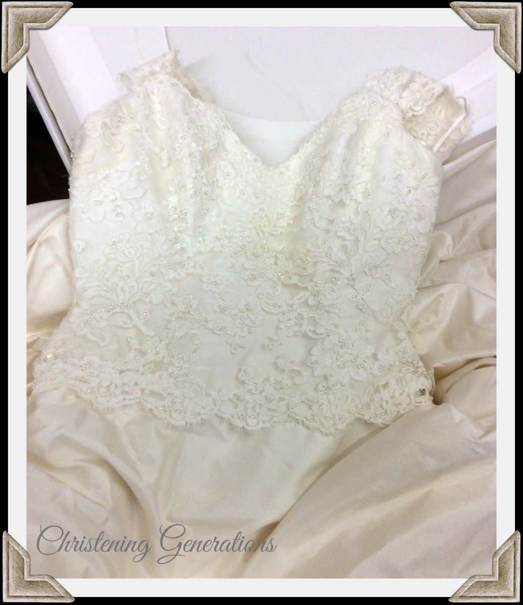 ChristeningGen's tweet image. This beautiful Wedding dress has been redesigned into heirloom Christening gowns 4 twins #womensinspire #DigiPulse