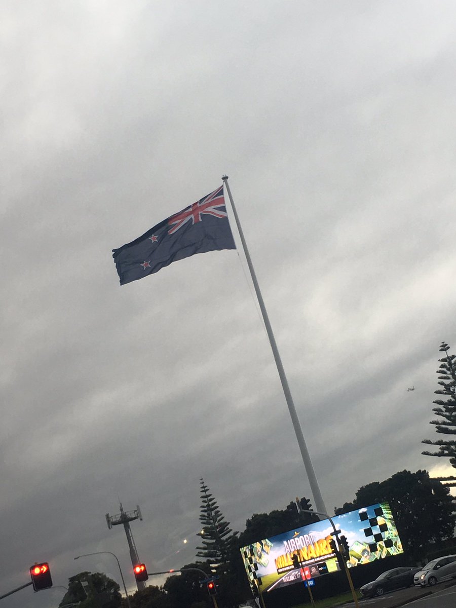 MercedesVarnado's tweet photo. Hello #WWENewZealand https://t.co/1sEWvjPjOZ