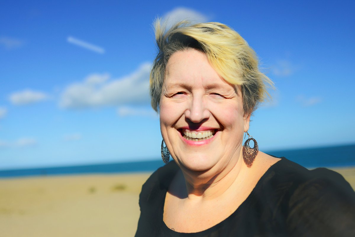 vibeinstitute's tweet image. That was my fav #womensinspire so far! Thanks for the new follows, see my website for more #womensinspire #digipulse