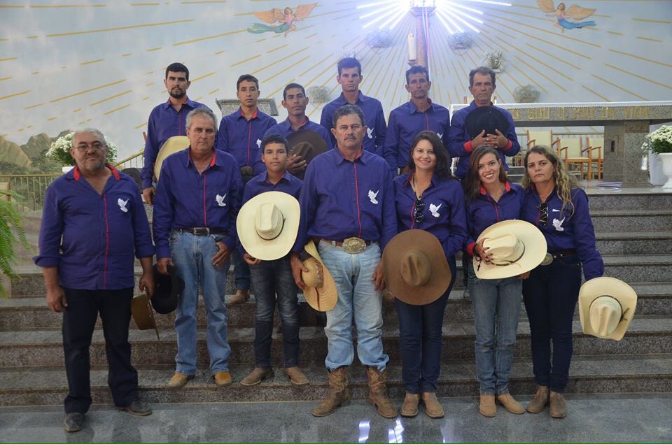 diocesedeuruacu's tweet photo. Comitiva da Paz, Alexânia/ GO chega ao Santuário de Muquém! #Romaria2016 https://t.co/i5nU9CrzzD