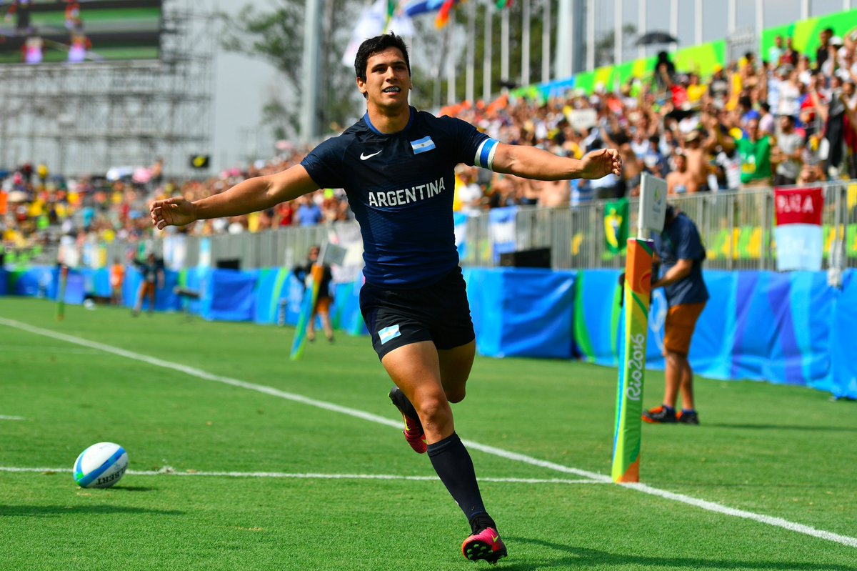 SVNSSeries's tweet image. 📷An enthralling day of men's #Rugby7s - no side is guaranteed a spot in the QFs, with 9 teams playing for 8 spots