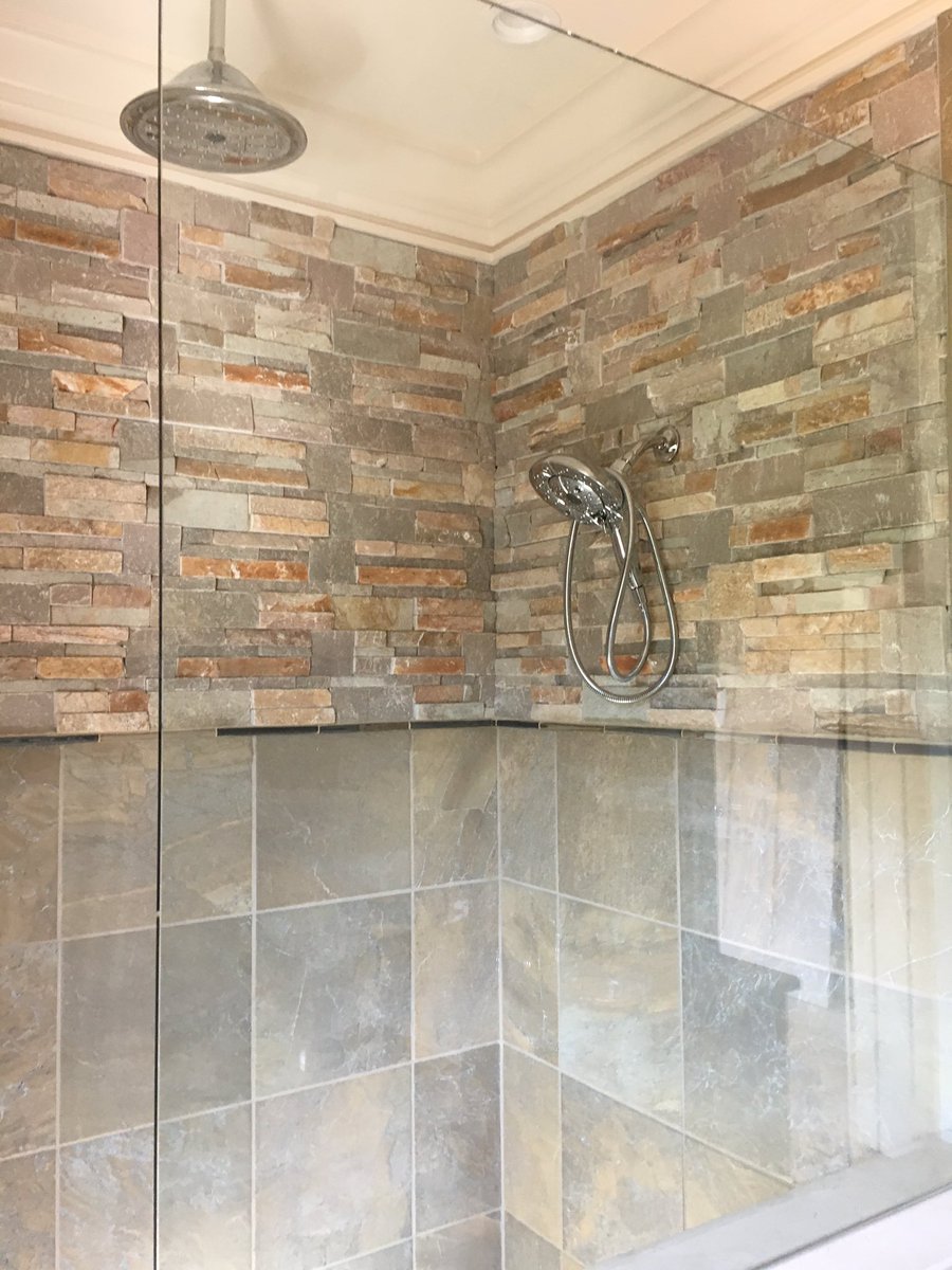 S_RFlooring's tweet photo. Beautiful tile from @Daltile  AY-03 12x24 and 3x3. Accented with S349 Stacked Stone https://t.co/jPfTeATgoM