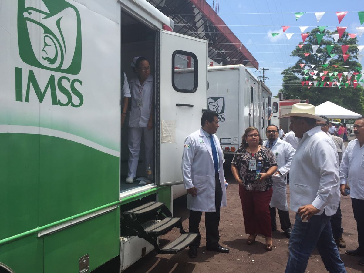 CNCVerac's tweet photo. Feria de la Salud de la CNC-IMSS en el Ingenio la Gloria,en 45 días se atendió a 27 mil personas en jornadas médicas https://t.co/rF55MpCYuh