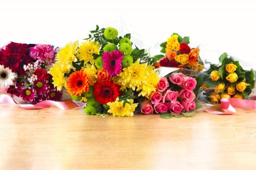 lizadcruz1987's tweet photo. Choosing Appropriate Flowers For An #OCCASIONALLYAWESOME @ https://t.co/PHBNzmNQ8E https://t.co/M9yOJnP4Hr