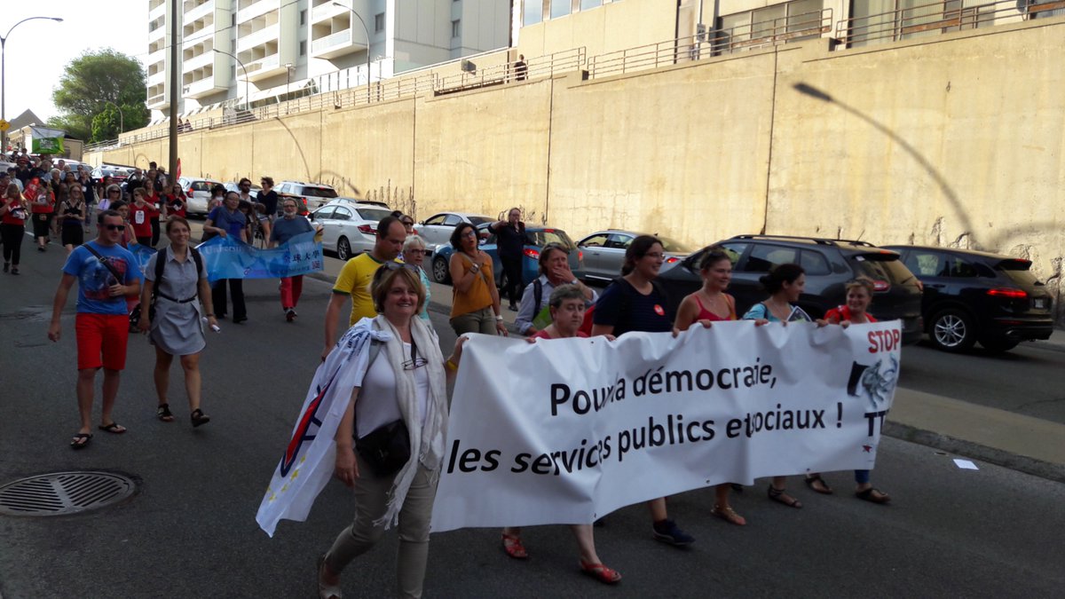 PCF UEC PGE Même combat! Stop tipp  stop tafta c'est pour ça qu'on est là