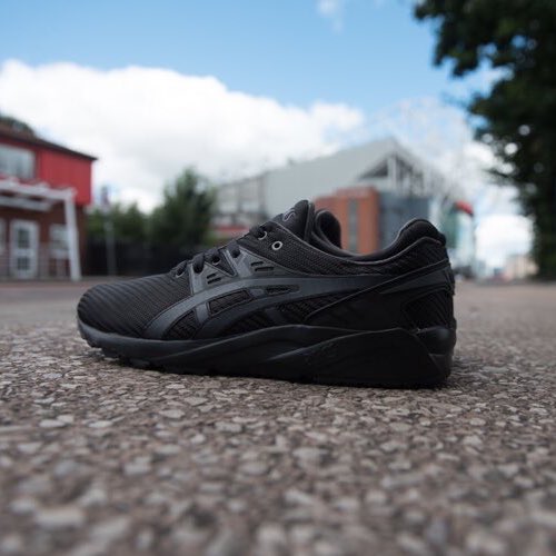OMGitsAliA's tweet photo. Got an extra pair of Kayano Evo's from @JDSportsFashion to giveaway. RT this and follow @AsicsTigerUK to enter! #ad https://t.co/wraYGml42K