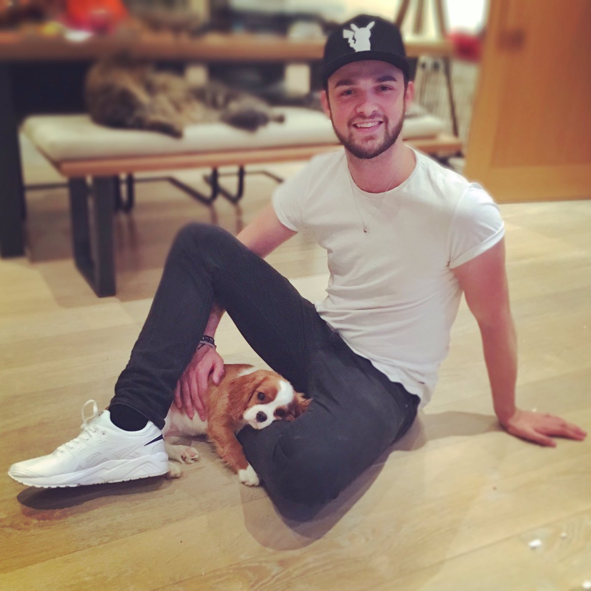 OMGitsAliA's tweet photo. Got an extra pair of Kayano Evo's from @JDSportsFashion to giveaway. RT this and follow @AsicsTigerUK to enter! #ad https://t.co/wraYGml42K