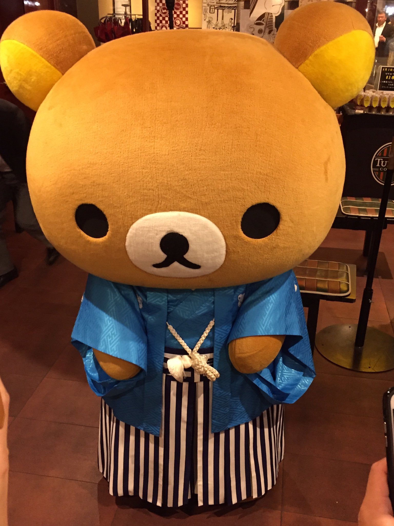 Mrs 文代 超絶可愛いクマ リラックマ歌舞伎の練り歩き 1部お疲れ様でしたー O こっち向いてー の声を聞いてくれて 本当にありがとう もー大好き E リラックマ 歌舞伎座 リラックマ歌舞伎 T Co 51w1exials Twitter