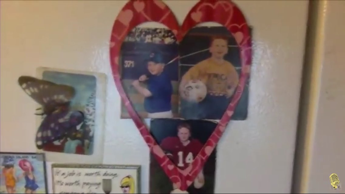 THfurious's tweet image. coppercap said n his new vid"didn't play sportlike otherguys"interview Gavin shows fridge saying"mychildhood sports"