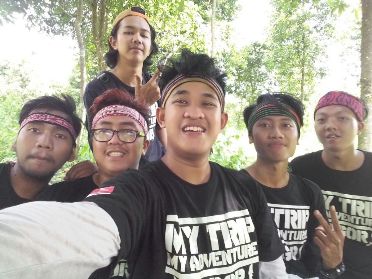 mtmabgr's tweet photo. Yang lagi senyum jangan sampe lolos haha.. 

#mtma #mtmabogor #mtmawestjava #mtmaindonesia #mytripmyadventure https://t.co/iahkhyzOkf