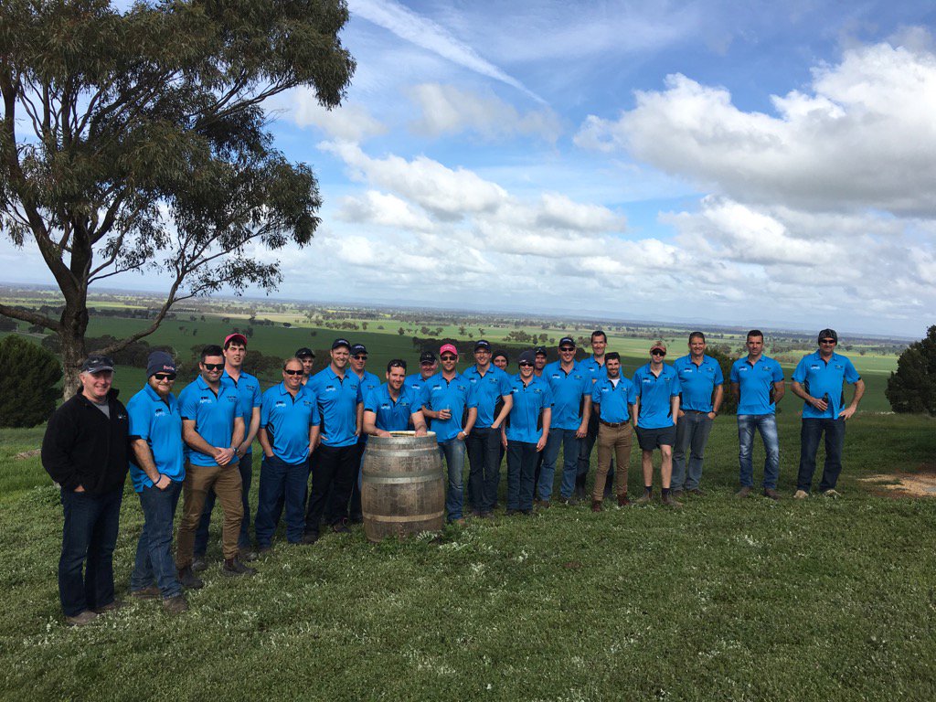 DarrynSchilling's tweet photo. Day 4 YPAG Study Tour. Group shot at winery. #marathon https://t.co/u0jWrnM0ZI