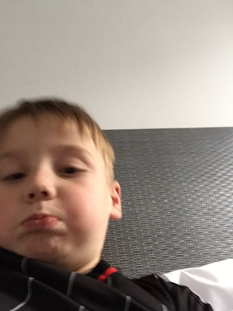 Robbybross tweet picture