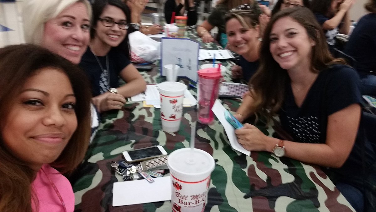 LuciaESoto's tweet photo. Hoffmann Kinder can't wait to apply our new learnings in our classrooms! #fishhoffreboot https://t.co/wNpyvDNBP4