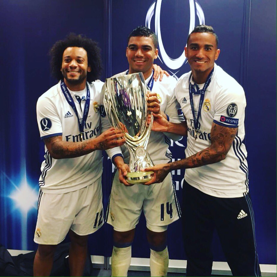 Casemiro's tweet photo. 🇧🇷🇧🇷🇧🇷💪🏽 #HalaMadrid https://t.co/6JZNE4Mrt5