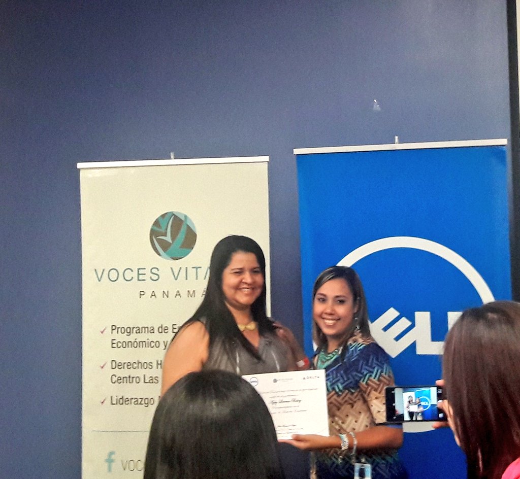 ThisisHerlinda's tweet photo. Las ganadoras del Grupo VIII_Programa de Mentoria @vocesvitalespty ...Exitos les desea #DellWise @DellPanama #RSE https://t.co/dS19YAz68b