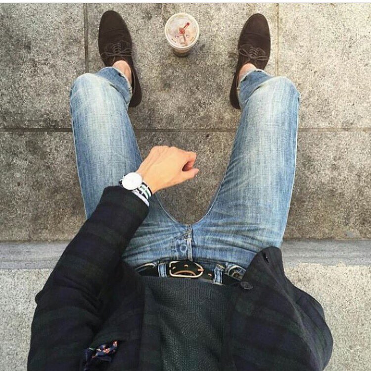 IndustriaAZ's tweet photo. Coffee is King 🔑 #grind #Fashion https://t.co/a0Kc91p0Vk