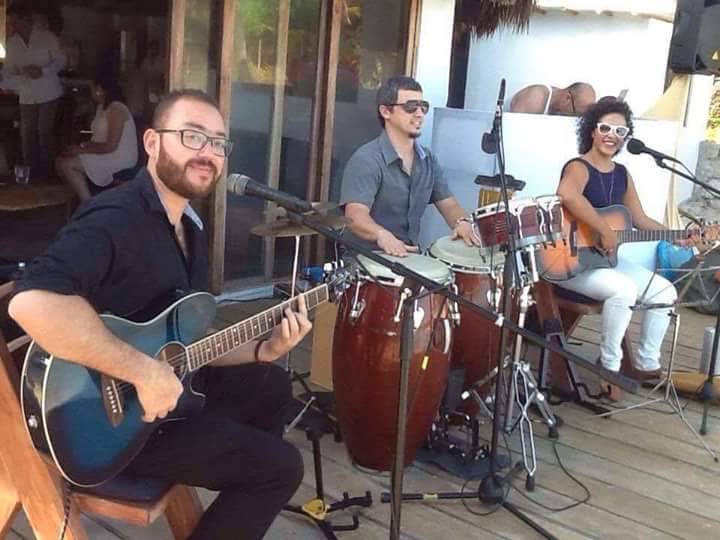 ElephantsPlaya's tweet photo. Recuerden que todos los jueves tenemos música en vivo con el grupo Parrandera de 9 a 11PM #TheElephantsPlaya https://t.co/OldwtLwcwt