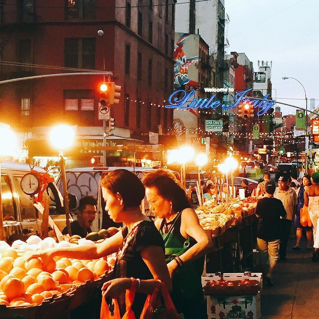 Evita_Types's tweet photo. Sheng Chan Chon 
#nyc #chinatown #littleitalynyc #nycshot https://t.co/xfMYjDgm8O https://t.co/rQKciU1eRL
