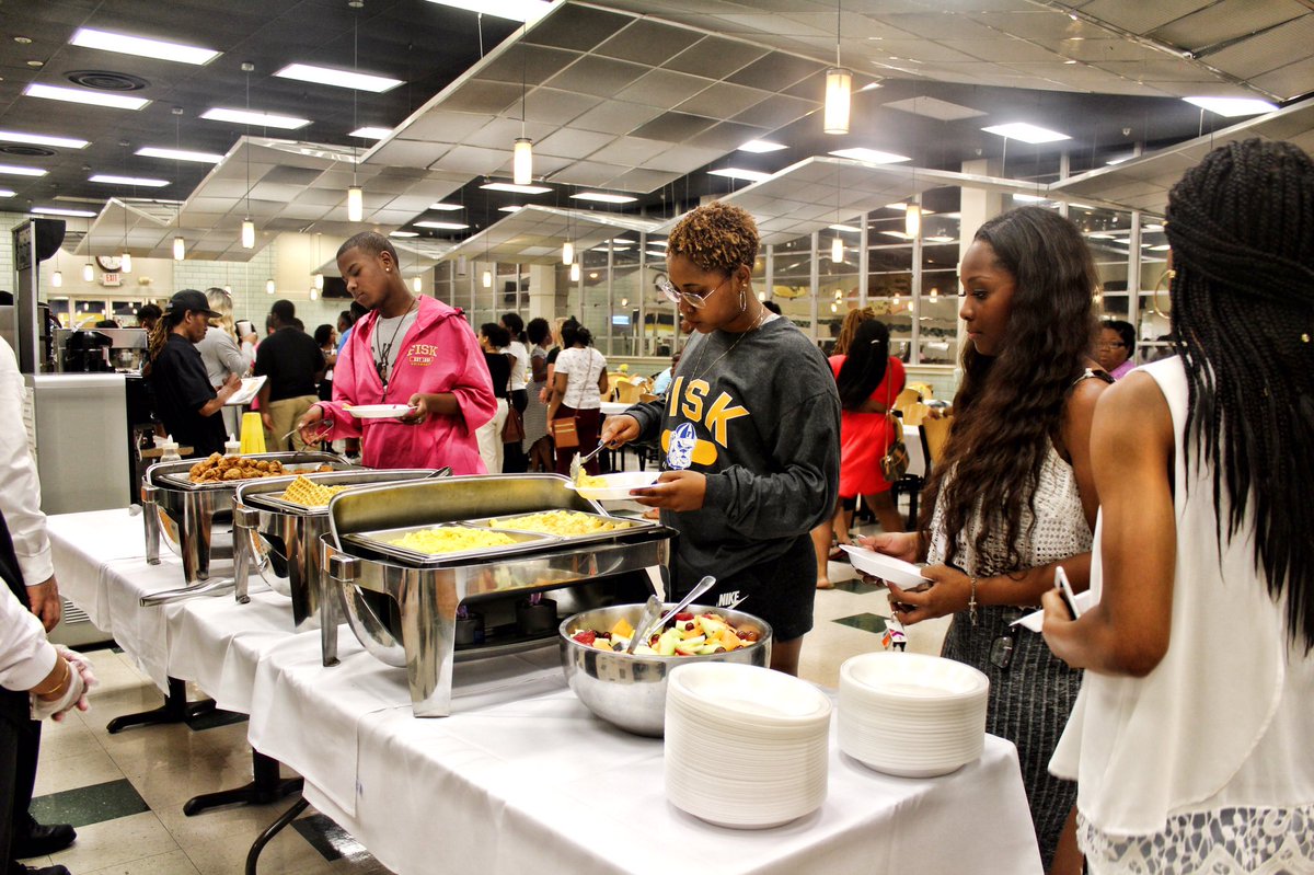 krshotit's tweet photo. #Fisk2020 #MyHBCU #NewStudentOrientationWeek2016 https://t.co/azJ6GVRgEg
