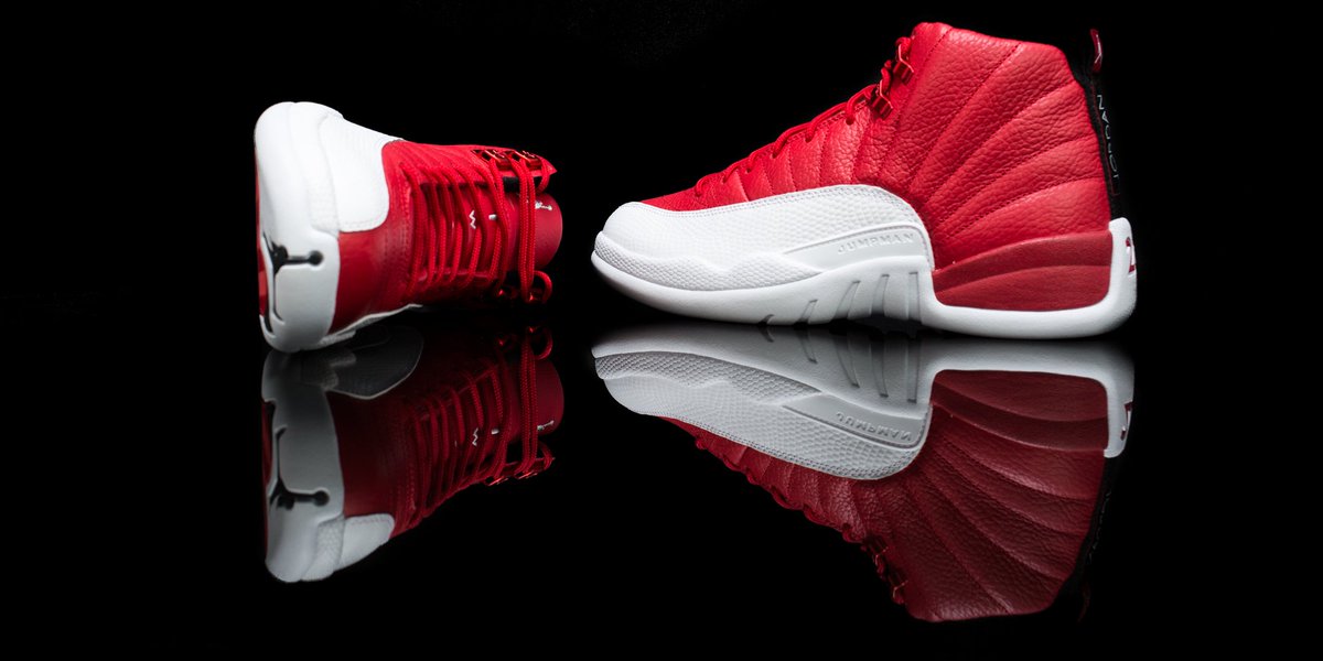 gym red 12s flight club