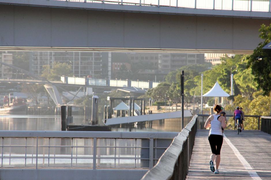 abcnews's tweet photo. People need five times the #exercise recommended by WHO, researchers say. Yep, five times! https://t.co/NImUEkUZmo https://t.co/r3rfWnCeyR