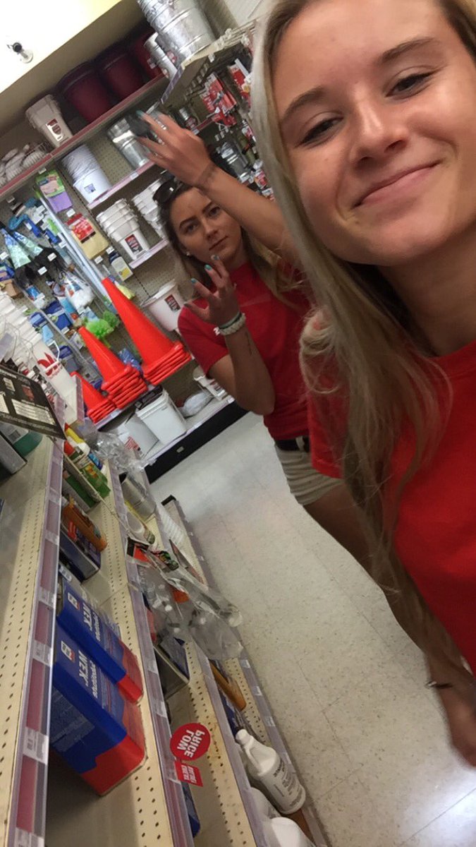 MayBarine's tweet photo. When tommy boy sends a couple of below average dockhands to find parts in Ace hardware #wut #halp #seeya https://t.co/Y0uRLPKinQ