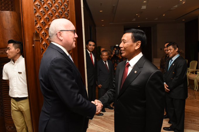 View image on Twitter