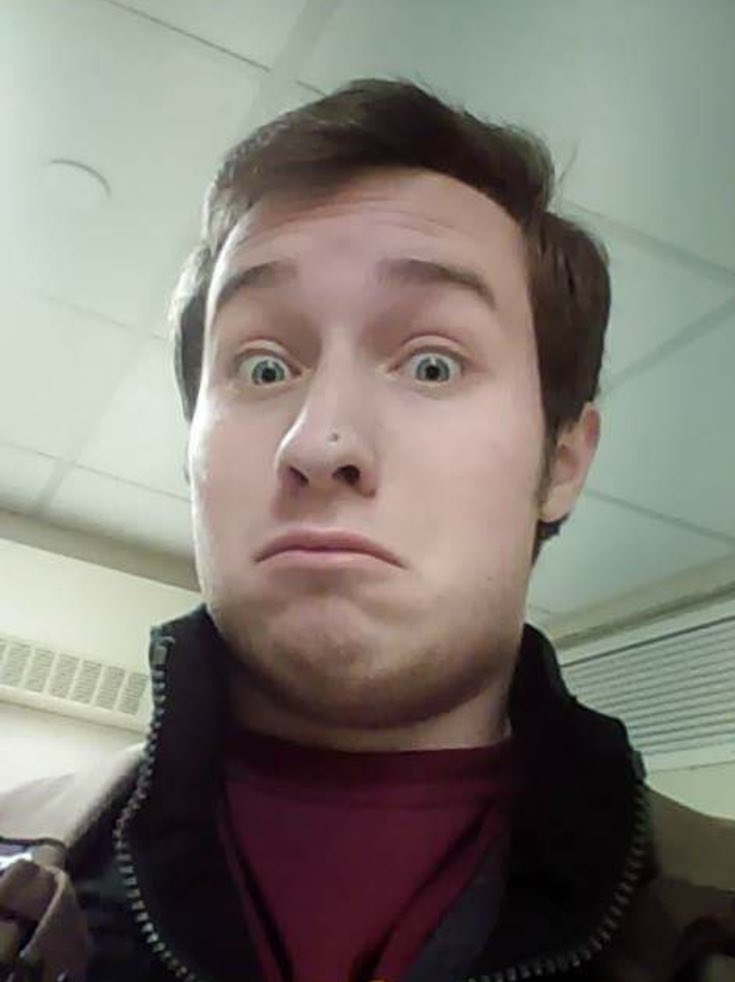 GeckoNews's tweet image. SETH WINWARD - 1st Floor RA

-Walked through Waterfowl at 2:30AM in Feb cause he wanted McDons
-Photo = forthcoming