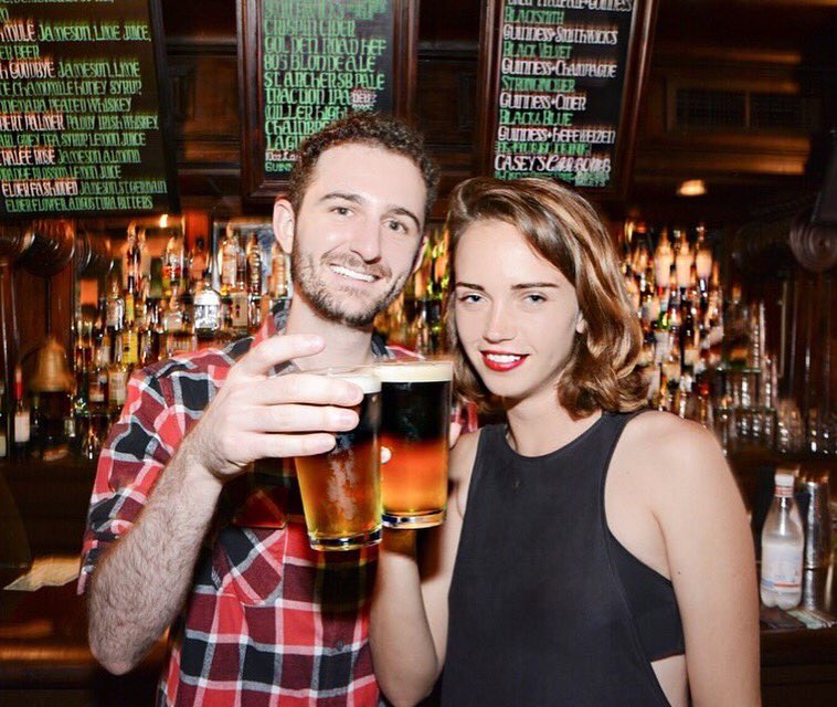 It's beer o'clock at #CaseysIrishPub!