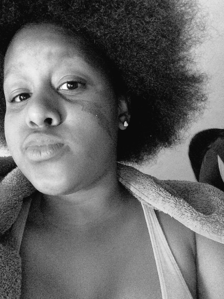 kkboo_512's tweet image. #duckface more like #yuckface😬