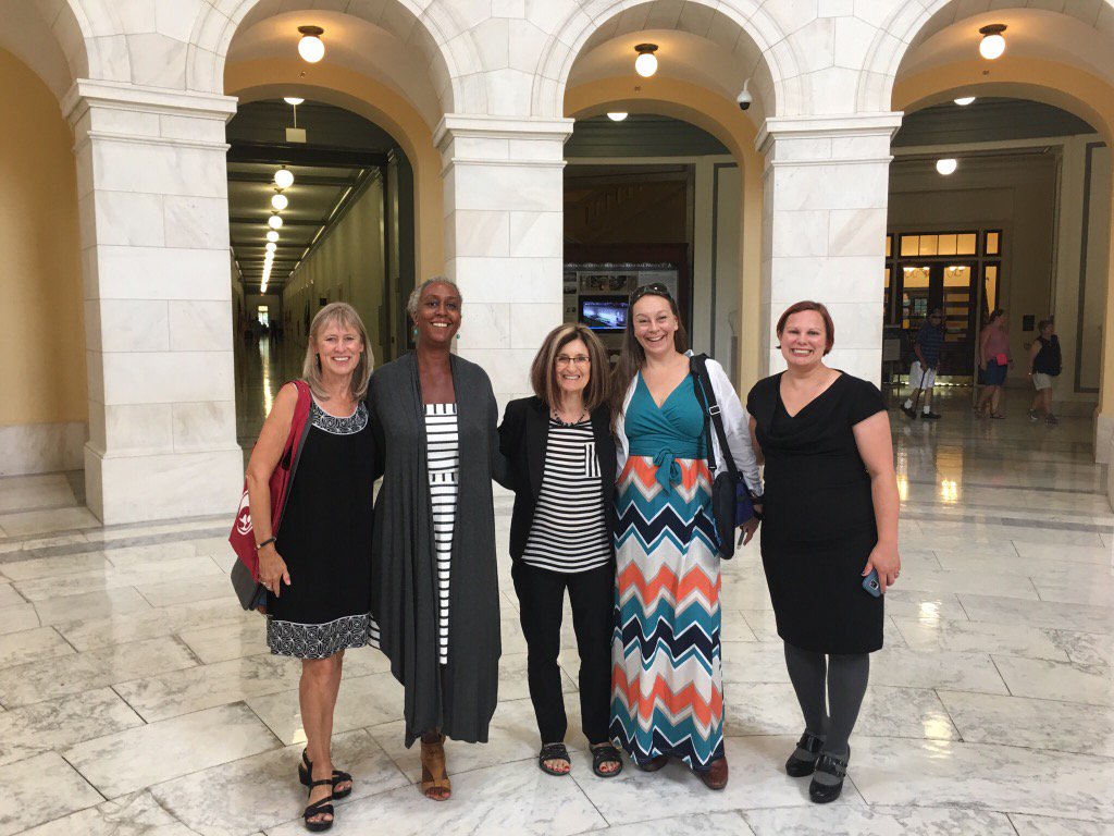 WalzSar's tweet photo. Breastfeeding advocates from the Southwest ready to tell Capitol Hill why #breastfeedingisbipartisan #NBCC16 https://t.co/nLFjfNPLFZ