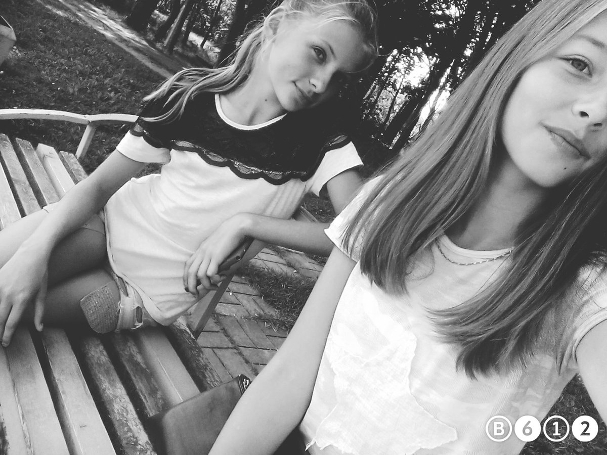 __dasha756__'s tweet photo. Померилась со своей зайкой. Очень рада, сегодня опять идём гулять. https://t.co/tlz1QkoVI0
