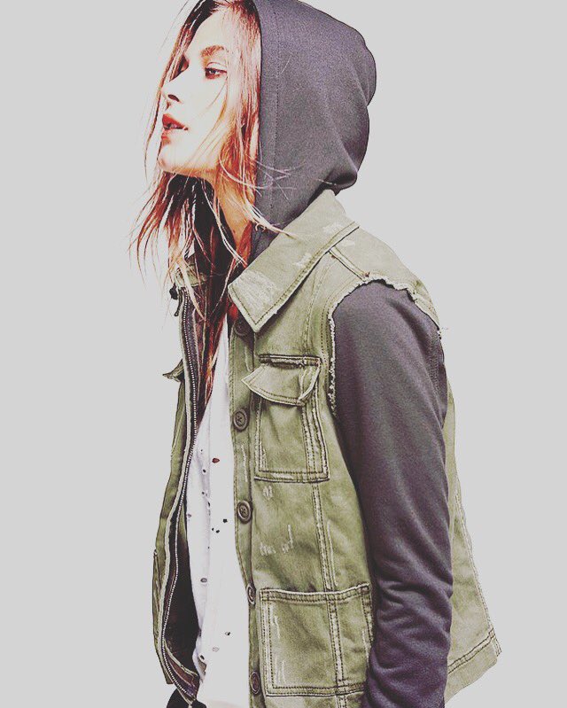 LR4Cfashion's tweet photo. Love this style of jacket !
Needed as the weather is starting to change on the south coast!
#LR4C #labelsr4clothes https://t.co/MLNCLdoHHB