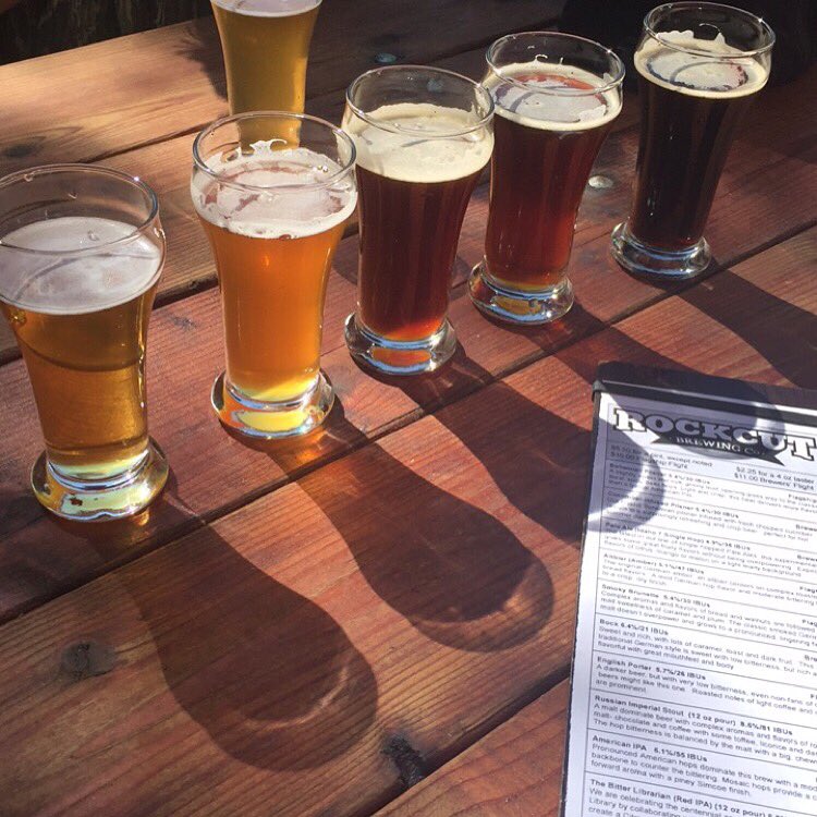 Molly_Mo117's tweet photo. Enjoyed a brew in Estes Park, CO over the weekend.. #rockcutbrewery #sundayfunday #cobreweries https://t.co/4tHt2k3YlM