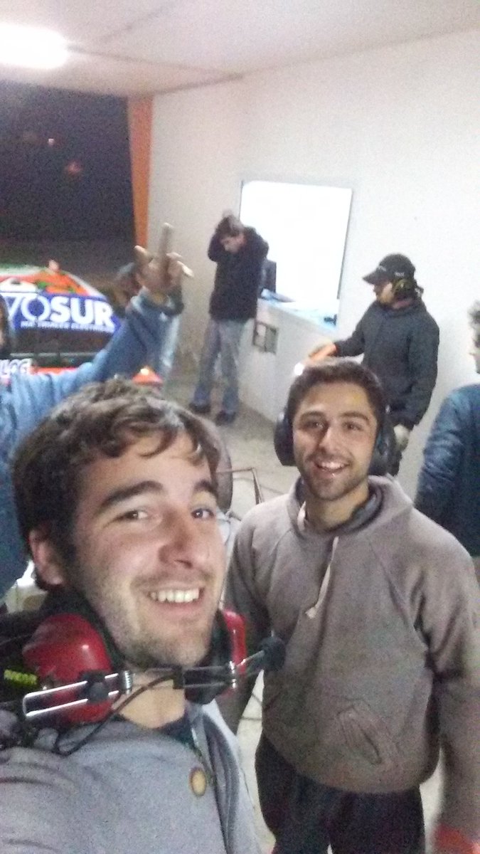 GermanLauga's tweet photo. Trabajando en el rolo. Vamos por el millón a rafaela..... https://t.co/XxNOslx0Zk