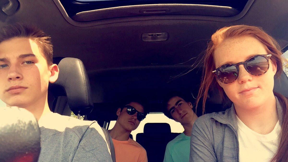 MaxNright's tweet photo. Happy birthday hope your day is great!!🎉 https://t.co/jJjnoHkrZS