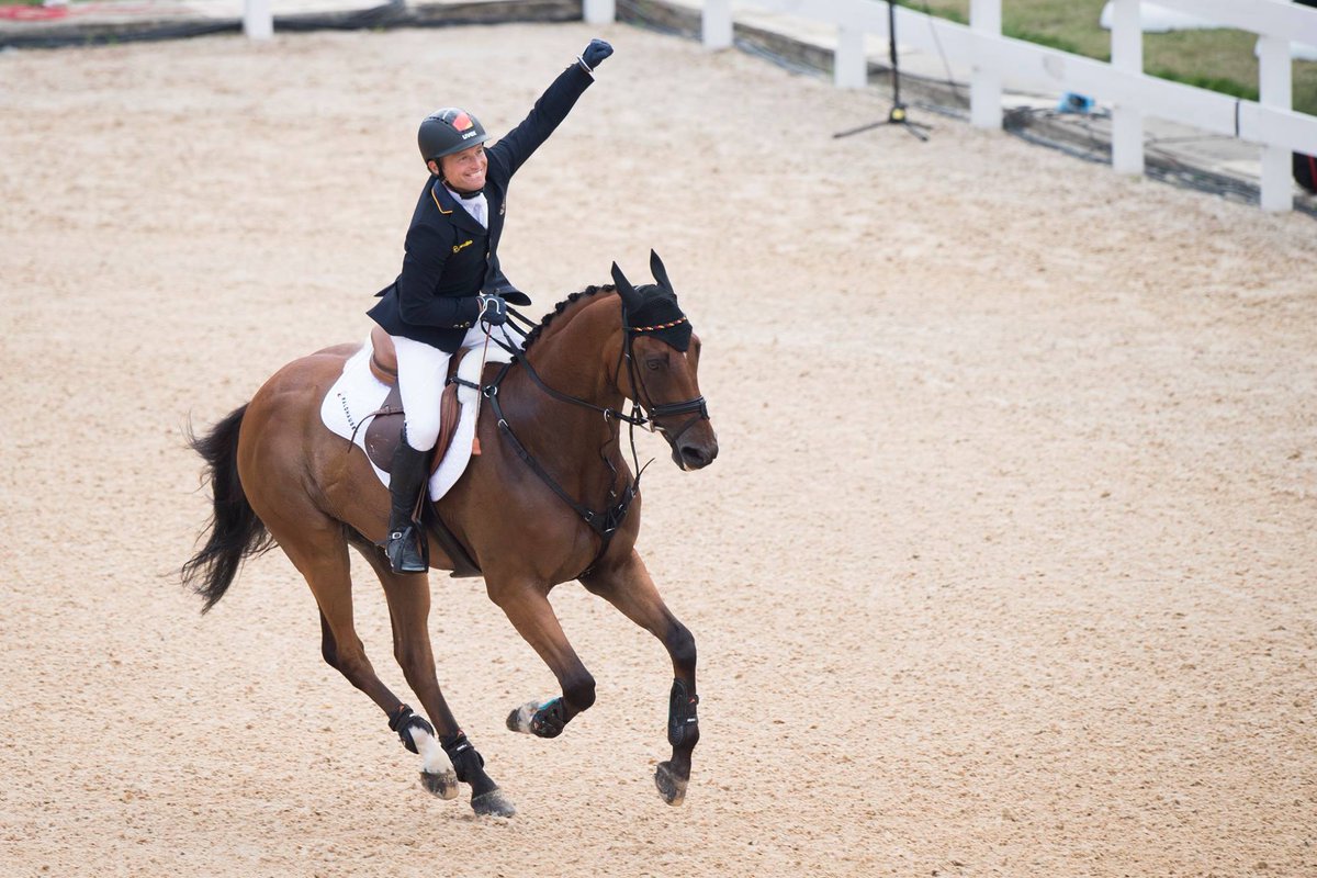 公式 Fei Japan 国際馬術連盟 オリンピック 総合馬術の最終結果 団体戦はフランスが優勝 ドイツが2位 オーストラリアが3位 個人戦はドイツのミヒャエル ユングがロンドンに続いてオリンピックで2連覇 Twohearts Rio16 馬術 リオ