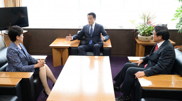God Bless Japan 民主党 区議選で落選 猪爪陸斗 容疑者 女性に馬乗りケガさせた疑い現行犯逮捕 T Co Hupamoozz0 T Co Fcan73gbf2 民進党 猪爪まさみ Ino Masami ご子息ですね Nhk Minshintonews God Bless Japan 民主党 区議選で落選 猪爪陸斗 容疑者 女性に馬乗りケガさせた疑い現行犯逮捕 T Co Hupamoozz0 T Co Fcan73gbf2 民進党 猪爪まさみ Ino Masami ご子息ですね Nhk Minshintonews