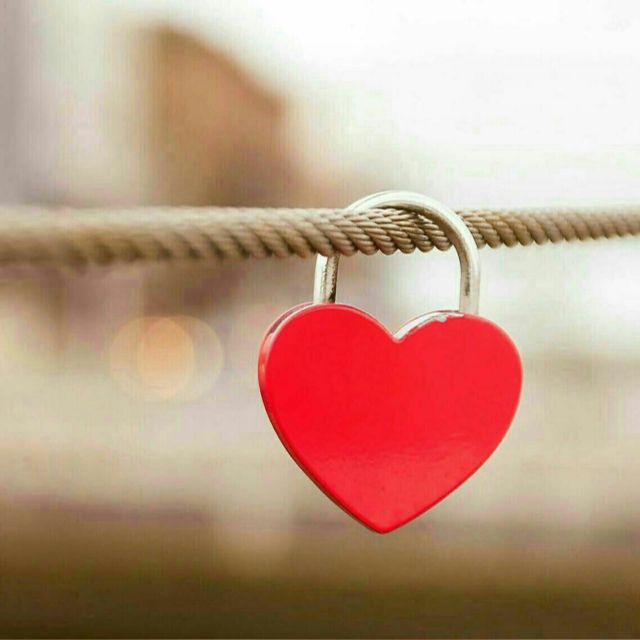 ♛̓ 

لؤ عرفٺ ﺎﻧک بعد ﺎﻟؤفآء ﺑٺغيب ، 
مَ عطيٺک ب ﺎلصدر اغلى مكآنن !

#صباح _الخير 🌹🌹